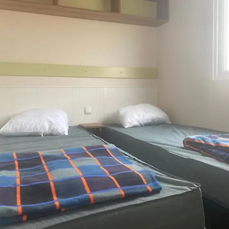 Campsite Le Phare D Opale Mobile L07